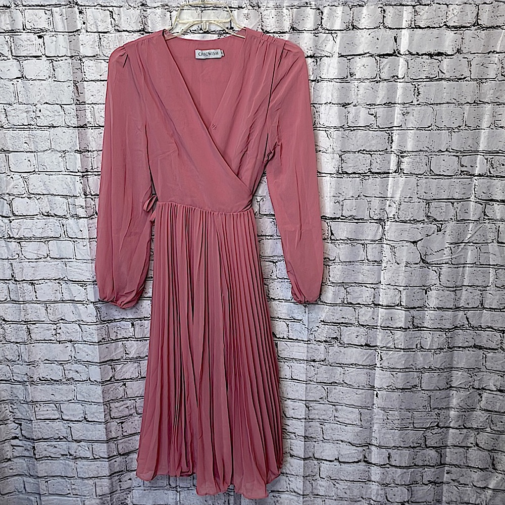 Chicwish Dress, wrap front, v neck, pleated design
